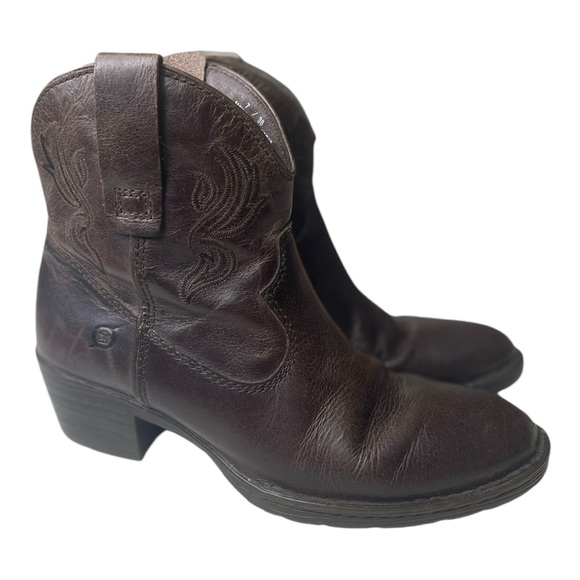 Born Shoes - Born Women’s Riven Brown Leather Western Ankle Boots